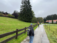 Freihaus Brenner (links Uli's Haus)