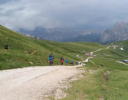 Abfahrt vom Col Rodela zum Sellajoch