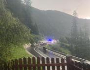 Abfahrt vom Sellajoch nach Wolkenstein